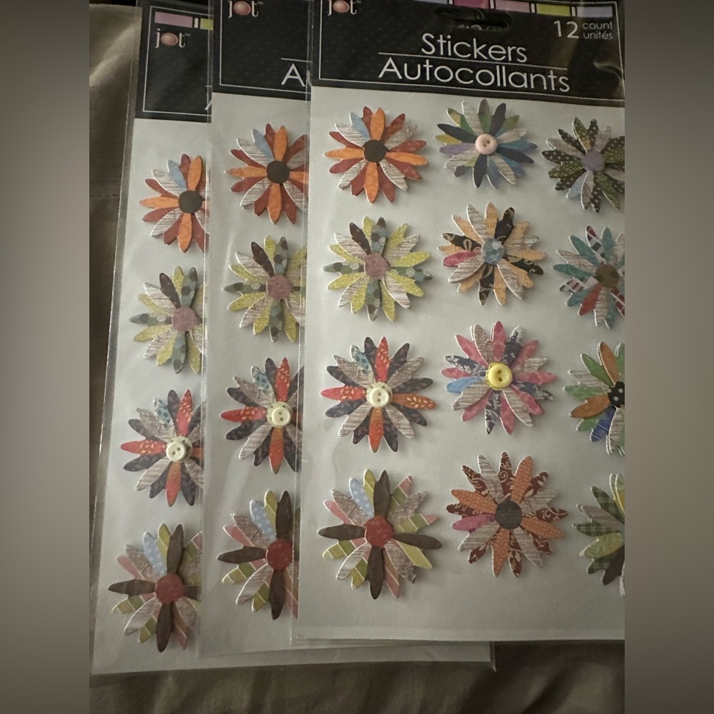#23 Stickers Books - Picture 14 of 16